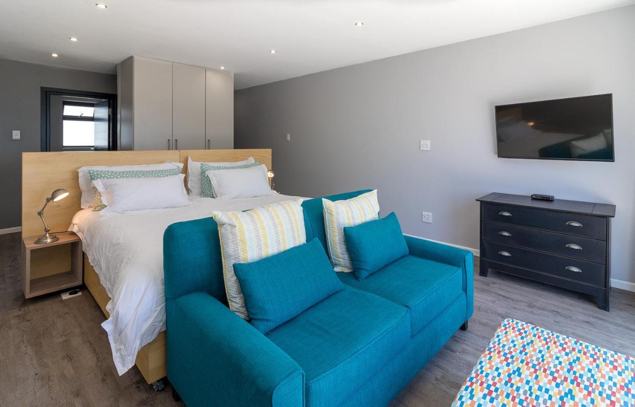Sky Blue Guest House Kenton-on-Sea Eksteriør billede