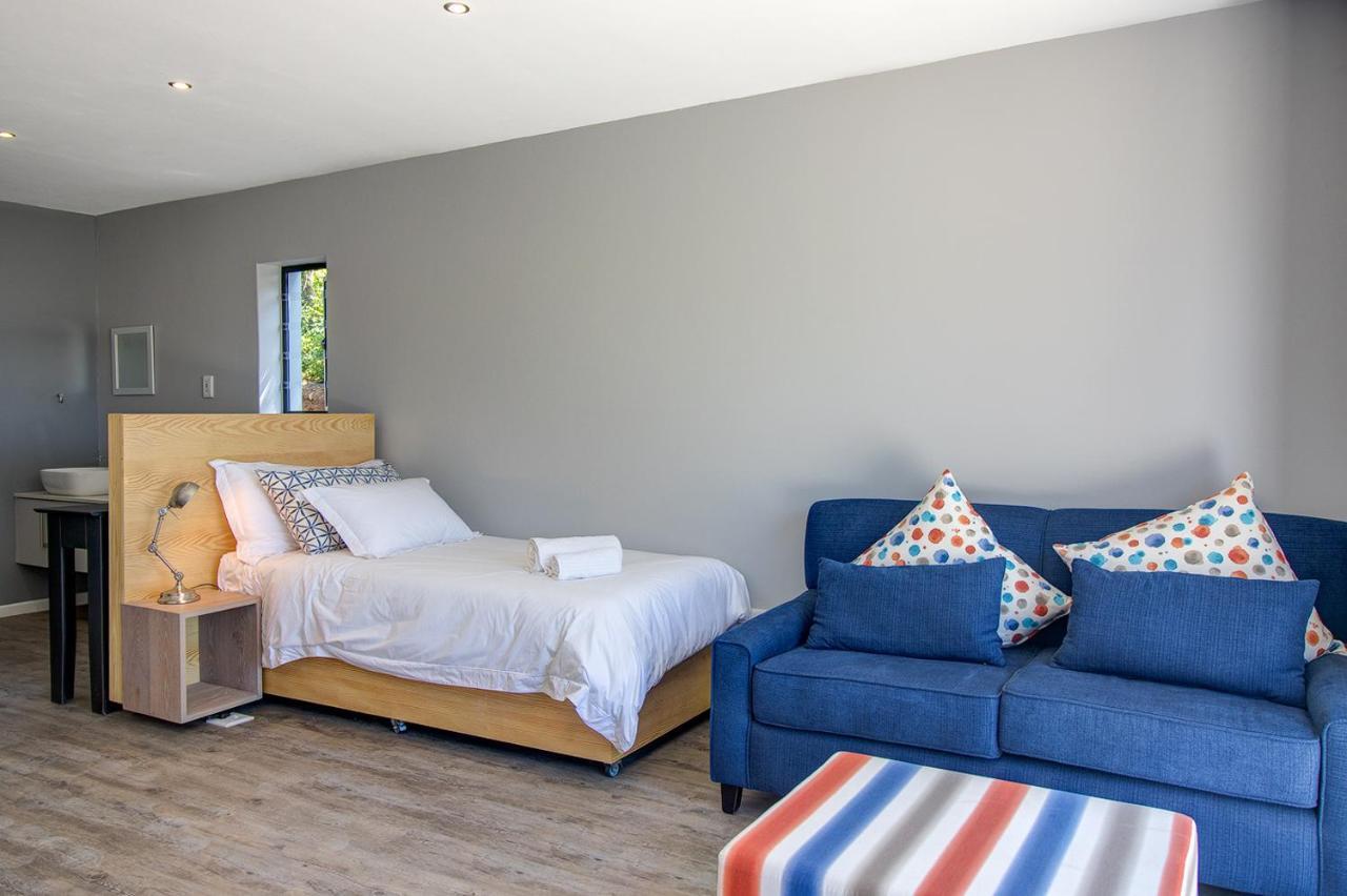 Sky Blue Guest House Kenton-on-Sea Eksteriør billede